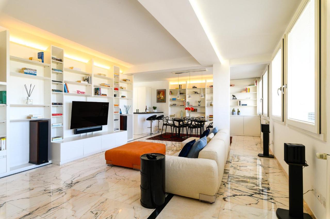 Ferienwohnung Peaceful Penthouse With Garage By Ndp Rent Rom Exterior foto