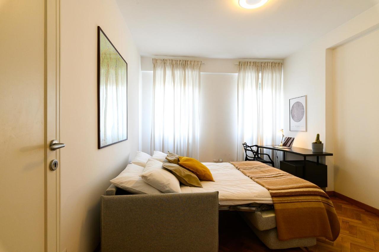 Ferienwohnung Peaceful Penthouse With Garage By Ndp Rent Rom Exterior foto