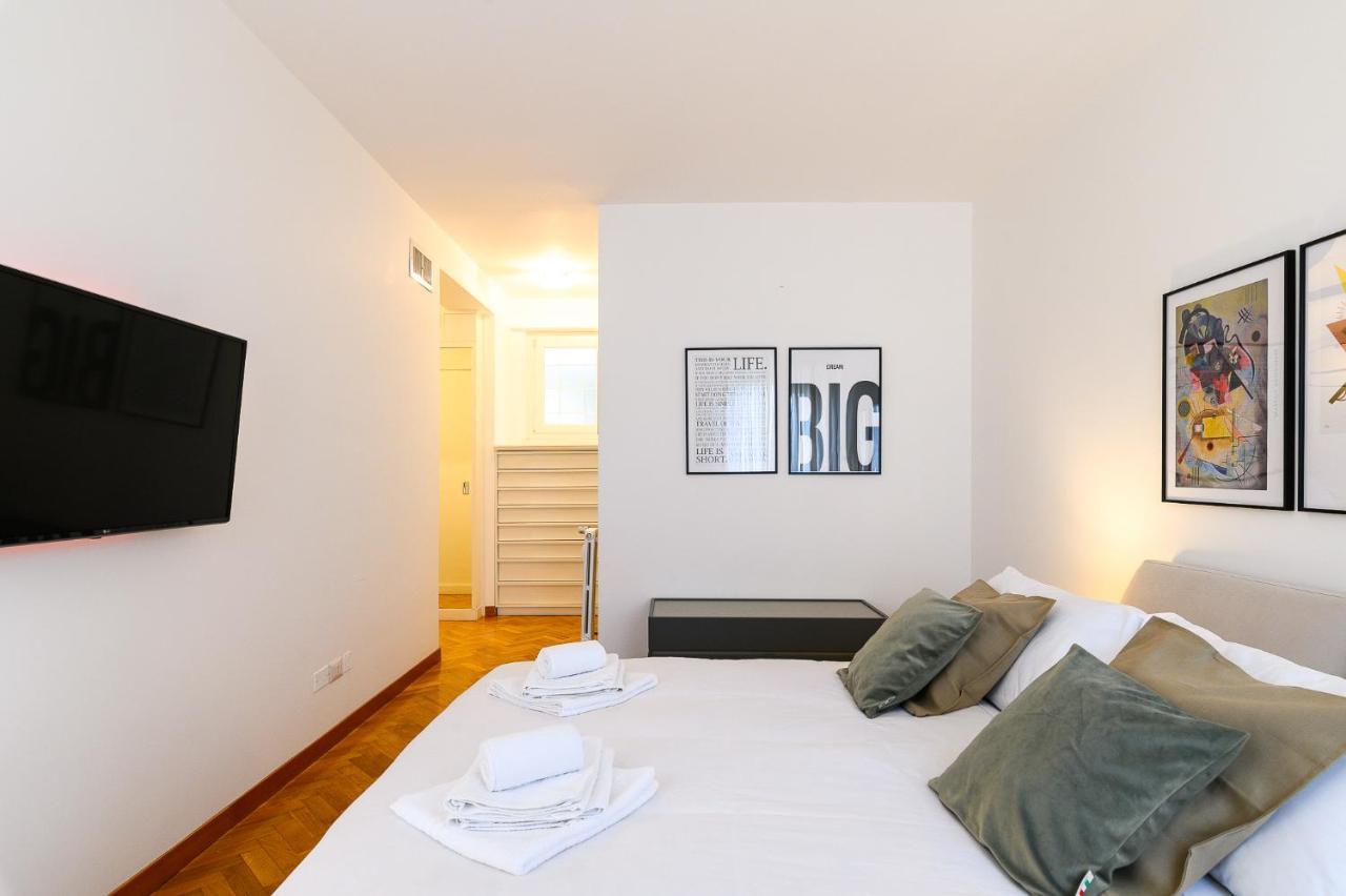 Ferienwohnung Peaceful Penthouse With Garage By Ndp Rent Rom Exterior foto
